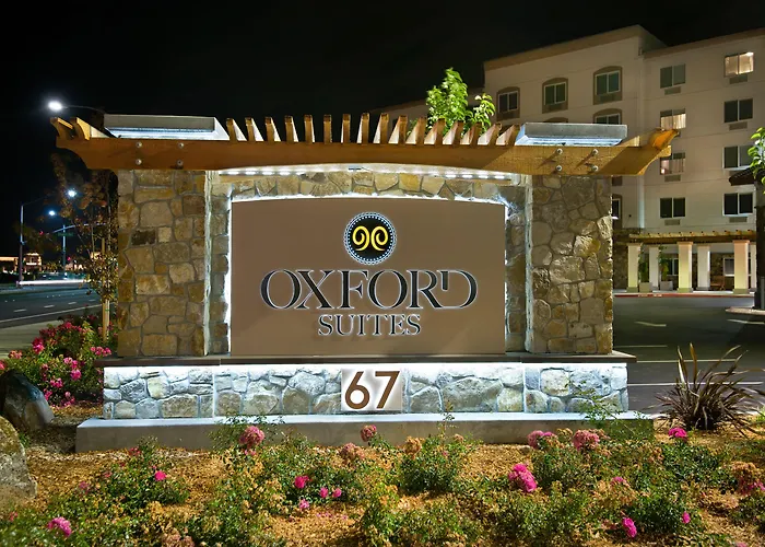 Oxford Suites Sonoma - Rohnert Park